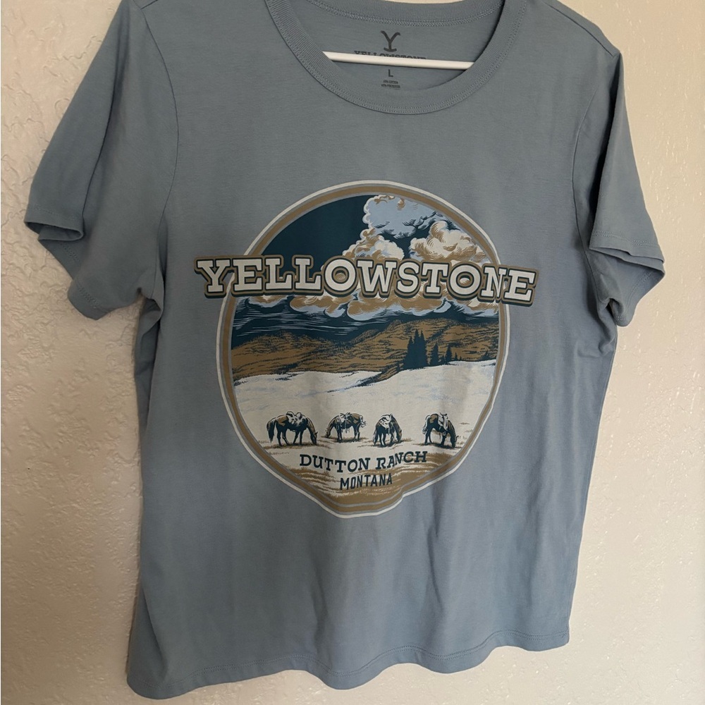 Yellowstone Dutton Ranch Montana Graphic T-Shirt
